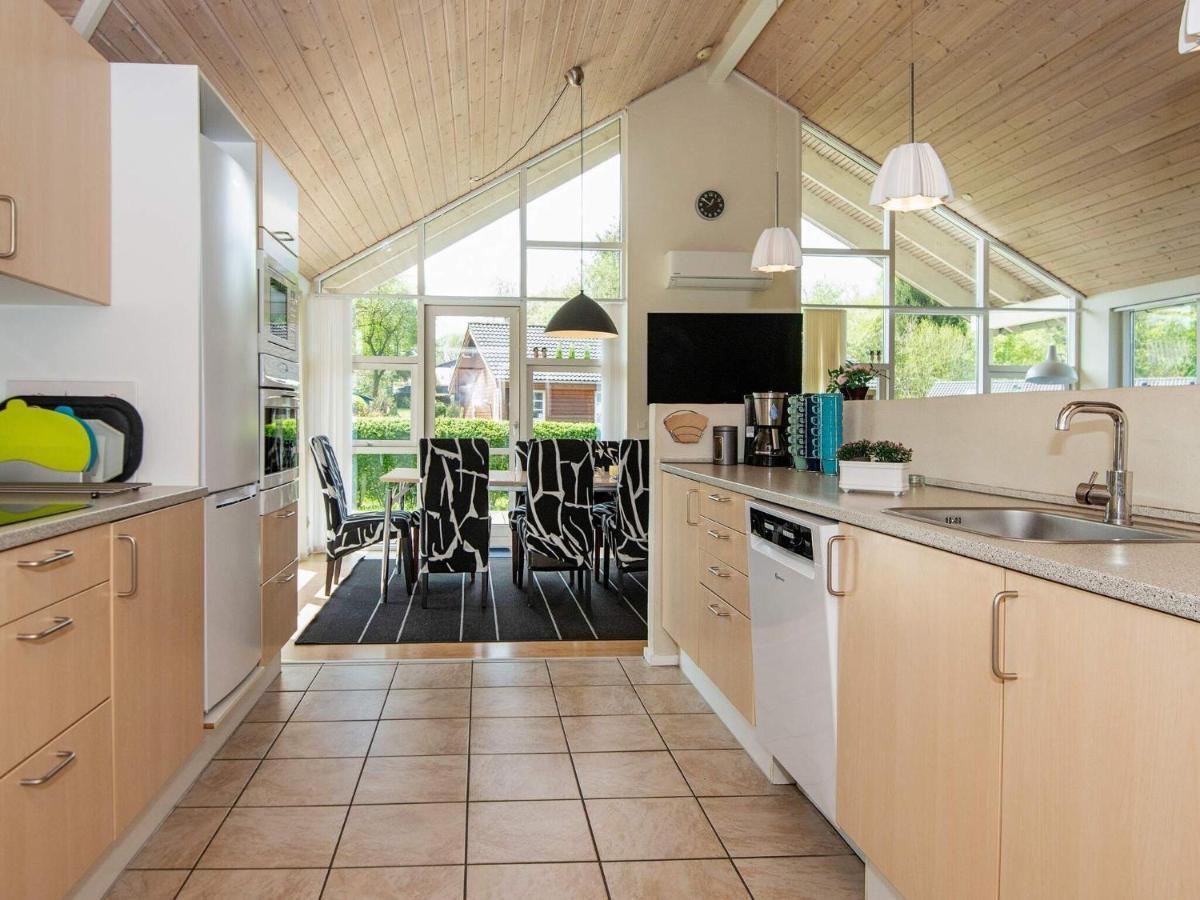 12 Person Holiday Home In Aabenraa Loddenhøj Exteriér fotografie